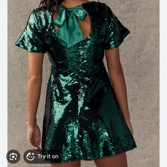 Green Sequin Bow Back Tie Mini Dress NWT - Picture 2 of 6